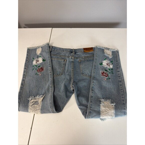 POL Floral Embroidered Crop Distressed 100% Cotton Jeans Bohemian Raw Hem Sz S - Picture 4 of 9